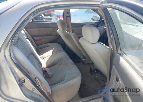 2000 Buick Century Custom z USA, uszkodzony, nr VIN 2G4WS52J5Y1344460